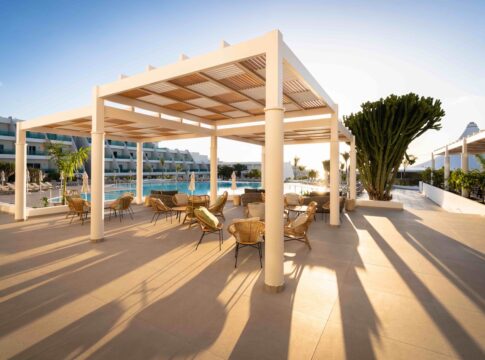 Radisson Blu Resort se posiciona como el mejor refugio para adultos en Lanzarote