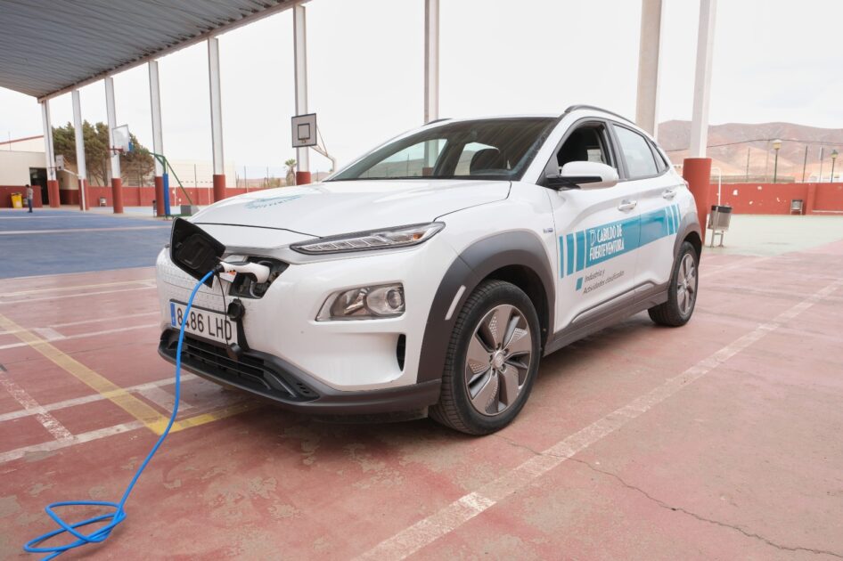El Cabildo de Fuerteventura adjudica la instalación de nuevos puntos de recarga para vehículos eléctricos en todos los municipios