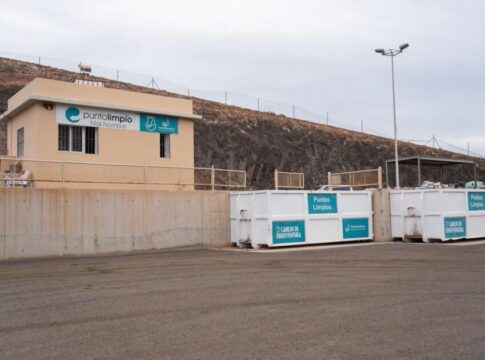 El Cabildo adjudica un punto limpio móvil para mejorar el reciclaje en Fuerteventura