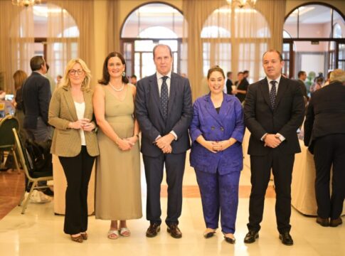 Las agencias de viaje exhiben su fortaleza en el cierre de CEAV Protour en Canarias