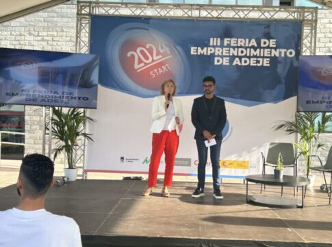 La III Feria de Emprendimiento de Adeje reúne a cerca de 400 personas en el Centro de Desarrollo Turístico