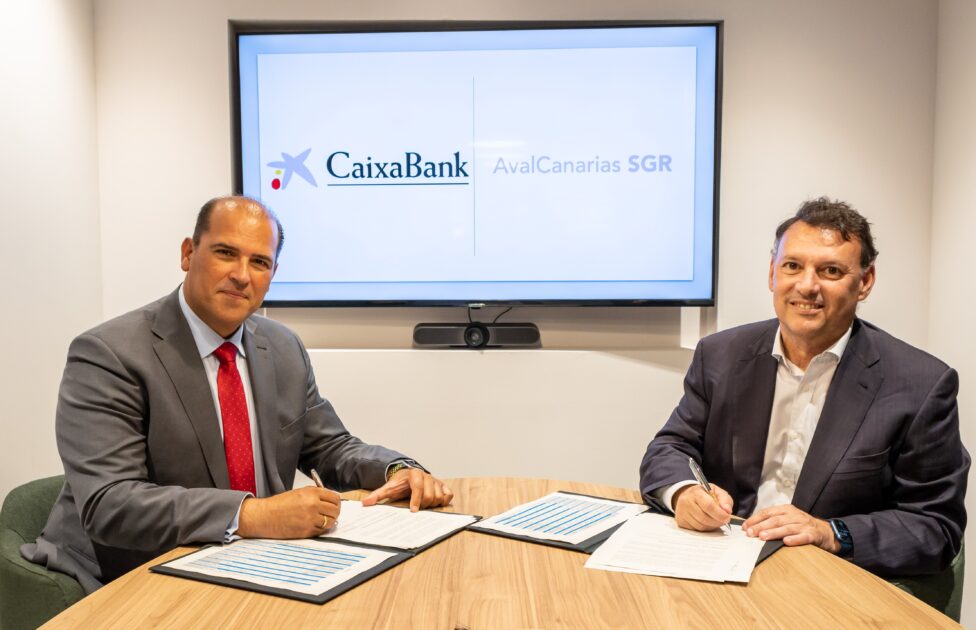 CaixaBank y AvalCanarias SGR renuevan su convenio para impulsar el crecimiento de pymes y autónomos de las Islas