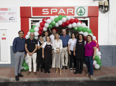 SPAR inaugura un nuevo supermercado en Telde creando creando 9 puestos