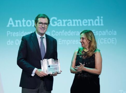 Antonio Garamendi, Tribuna de Honor en los Premios Tribuna de Canarias 2024