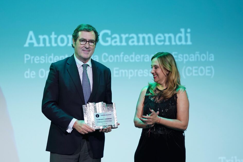 Antonio Garamendi, Tribuna de Honor en los Premios Tribuna de Canarias 2024