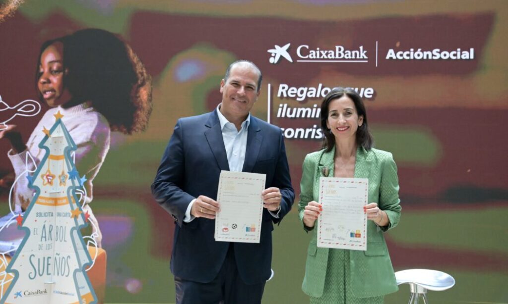 CaixaBank repartirá 3.000 regalos a niños en situación de vulnerabilidad con el programa ‘El Árbol de los Sueños’ en Canarias