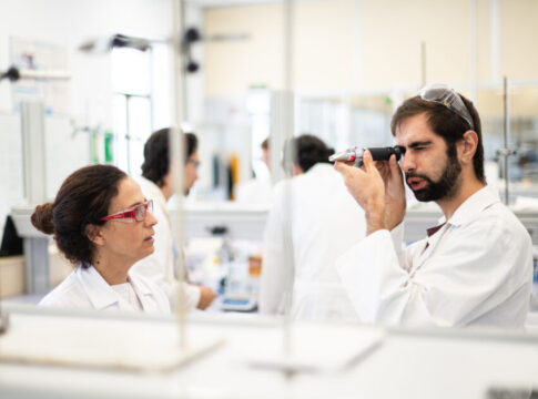 Los proyectos de tres centros tinerfeños de FP, seleccionados en la Convocatoria de Ayudas de CaixaBank Dualiza y FPEmpresa entre los más innovadores del país