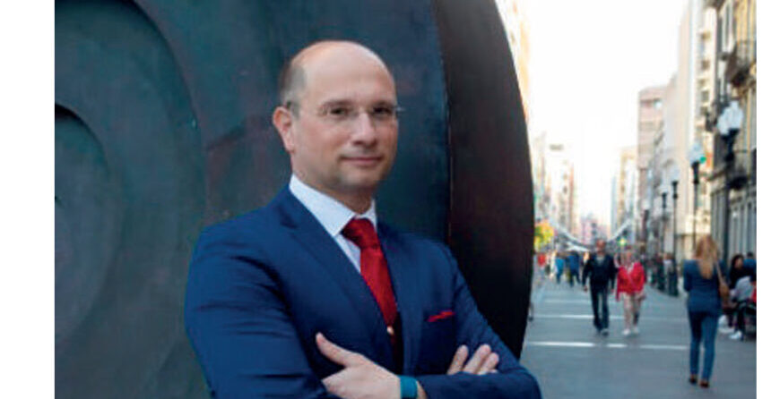 Carlos Betancourt: “Nuestro objetivo es consolidar la posición de la zona como un referente comercial y cultural en Las Palmas de Gran Canaria”