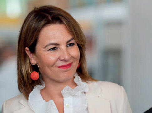 Krysten Martín: “Estamos volcados en la mejora y rehabilitación de las zonas comerciales urbanas tradicionales”