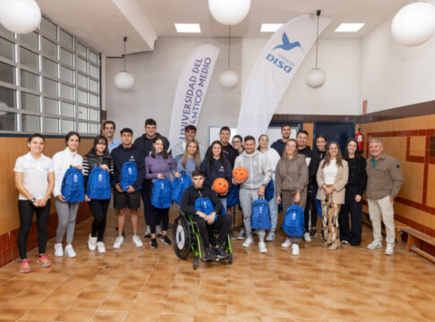 45 futuros docentes aprenden sobre deporte y discapacidad