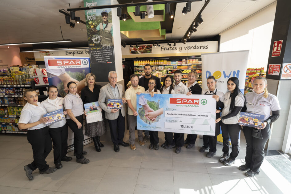 SPAR Gran Canaria entrega más de  13.000 euros a la Asociación Síndrome de Down por la venta de sus calendarios solidarios