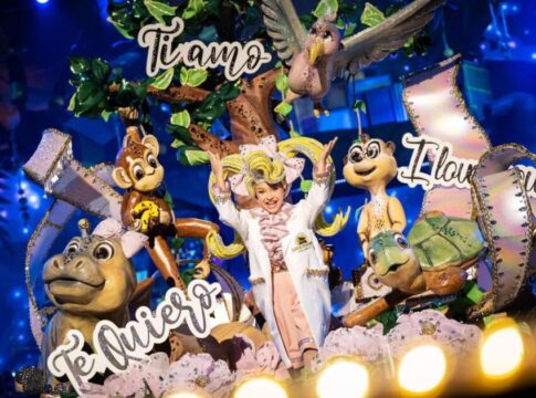 Fernanda González manda un mensaje de amor a los animales en la Gala de la Reina Infantil de Carnaval