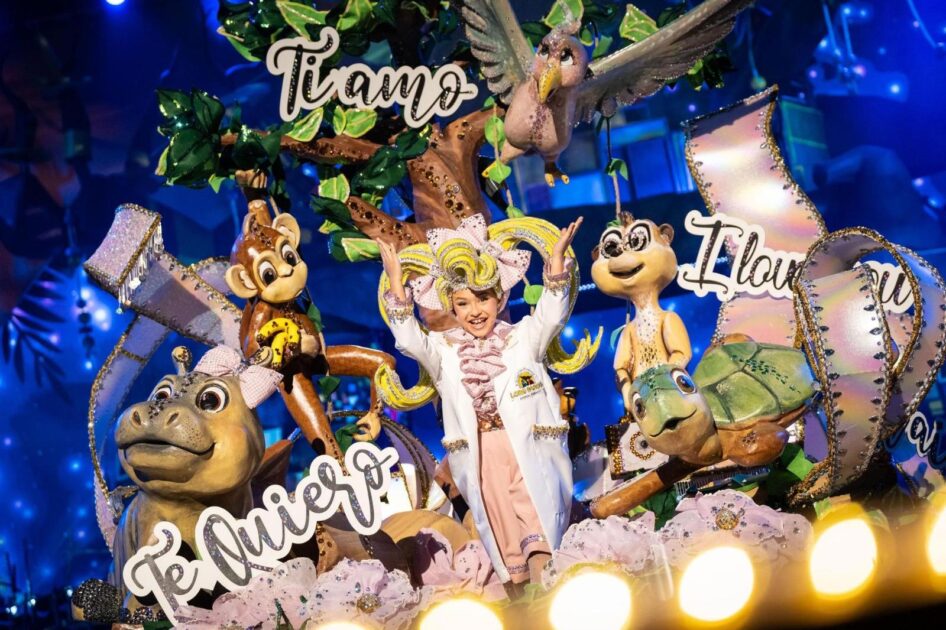 Fernanda González manda un mensaje de amor a los animales en la Gala de la Reina Infantil de Carnaval
