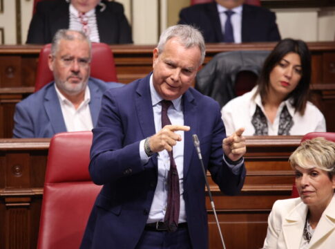 Franquis a Clavijo: “Ustedes han optado siempre por ir contra los más vulnerables, esperemos que en el Consejo Fiscal estén con Canarias y no con Feijóo”