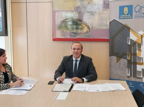 El Cabildo de Gran Canaria reactiva tras una década la construcción de viviendas públicas con la adjudicación de las obras de 63 casas