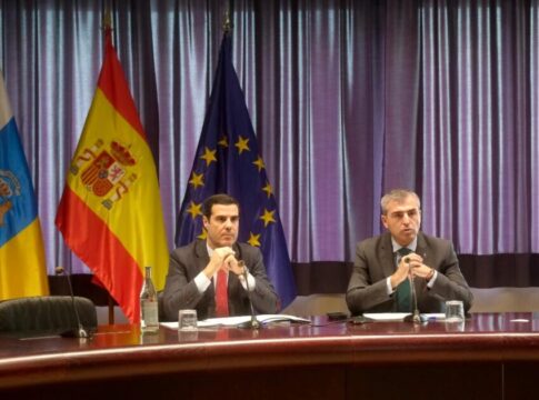 El Gobierno cierra su estrategia para promover la internacionalización de la economía canaria