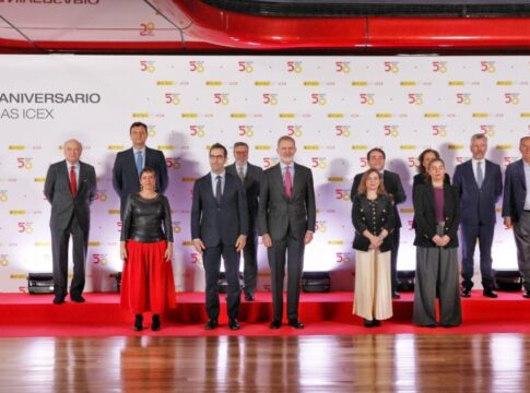 ICEX celebra el 50 aniversario de su Programa de Becas, un pilar fundamental para la internacionalización de la economía española