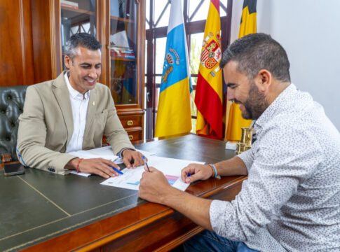 La Oliva adjudica el contrato de las obras de rehabilitación del Casco de Corralejo por más de 6,8 millones de euros