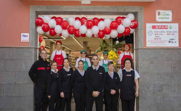 SPAR Cuatro Esquinas en Teror reabre sus puertas tras una reforma integral y estrena sección de comidas preparadas