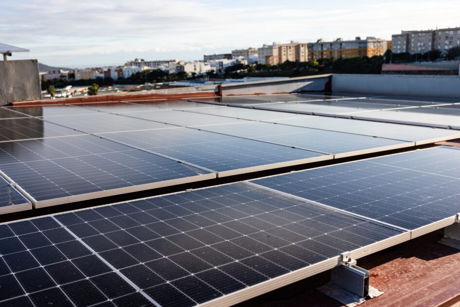 Veolia integra en su ecosistema de empresas a Electrimega, referente canario en electrificación