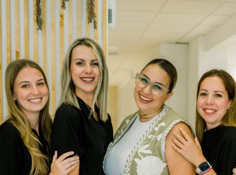 Sara Fernández: “Vemos un futuro donde la marca Avanti Clinics no solo sea un referente a nivel Canarias sino a nivel nacional e internacional”