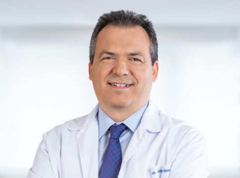 Dr. Javier Domingo: “Entre las últimas innovaciones destaca el uso de la inteligencia artificial, por ejemplo, aplicado a la vitrificación de ovocitos”
