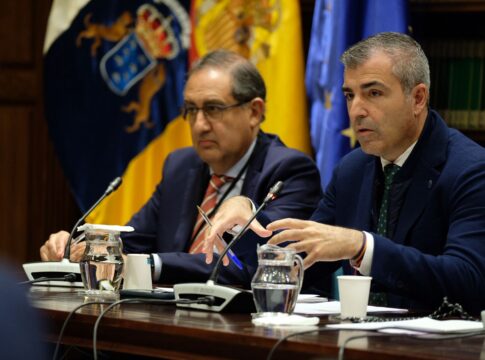 Manuel Domínguez anuncia deducciones en el IRPF e Impuestos de Sociedades para incentivar las actividades escasamente implantadas en las islas