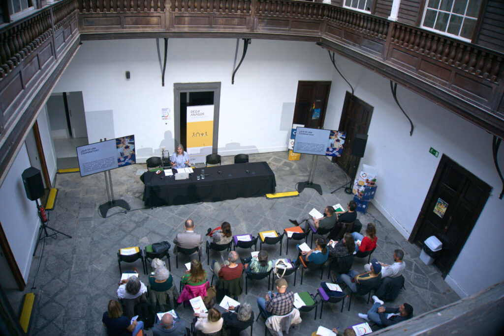 El Gobierno de Canarias y Red Anagos inauguraron el Plan de Capacitación de Cooperativas 2025 con un seminario que reforzó el auge del cooperativismo en las islas