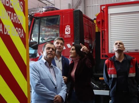 Guía de Isora inaugura un innovador parque de bomberos voluntarios con equipamiento pionero en Canarias