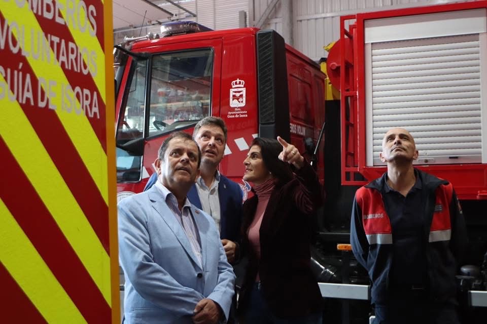 Guía de Isora inaugura un innovador parque de bomberos voluntarios con equipamiento pionero en Canarias