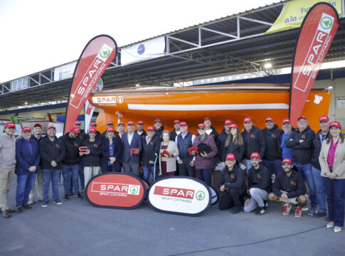 SPAR Gran Canaria renueva su patrocinio con el bote de vela latina SPAR Guerra Del Río