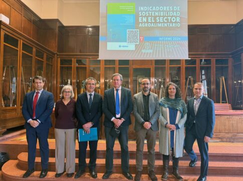 Cajamar presenta la actualización de los indicadores de sostenibilidad del sector agroalimentario español en un nuevo informe