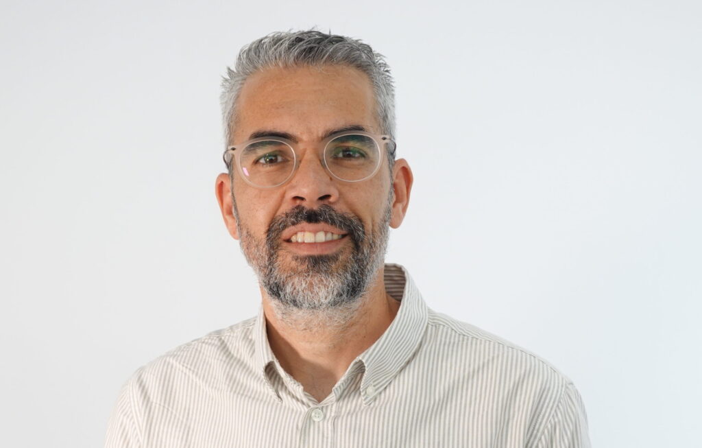 Yoel Hernández: “La reclasificación profesional de las enfermeras es una necesidad urgente e impostergable”
