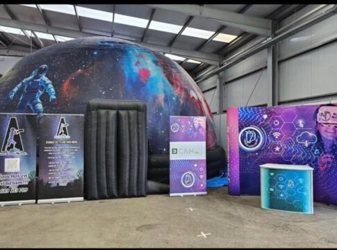 Más de 3.000 visitantes experimentan la astronomía y las tradiciones majoreras con tecnología inmersiva en FEAGA 2025
