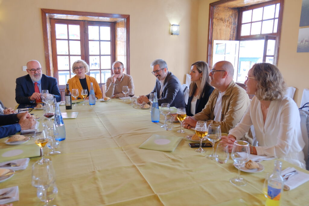 CEOE Tenerife, Cabildo de La Palma y FEDEPALMA marcan la hoja de ruta para garantizar el futuro económico de la Isla