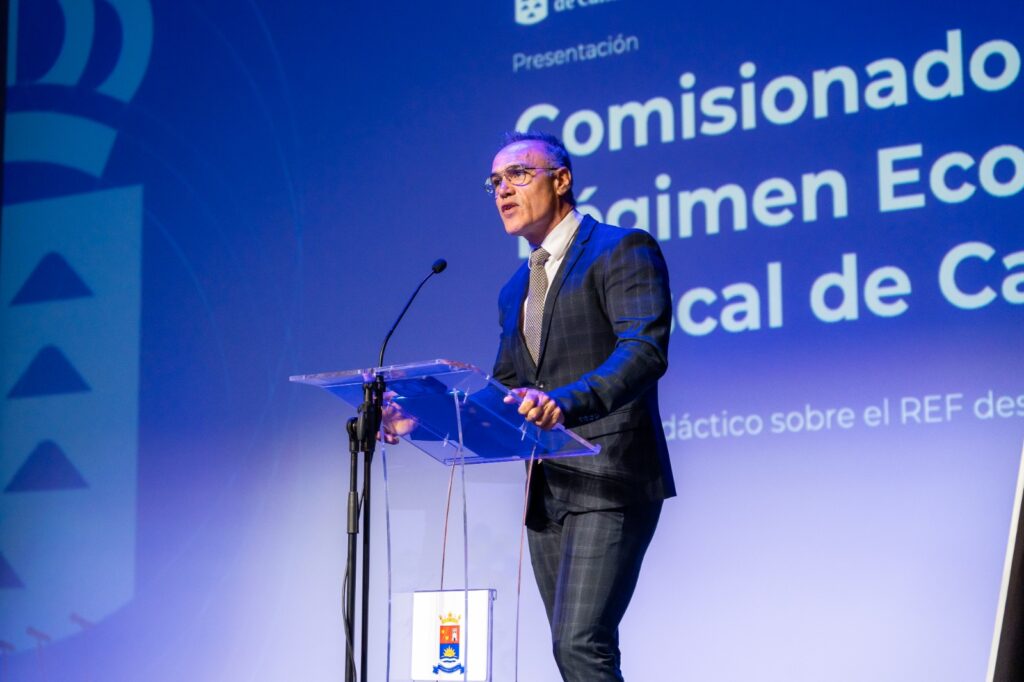 El material didáctico del REF, ejemplo de innovación educativa en las jornadas internacionales de Adeje