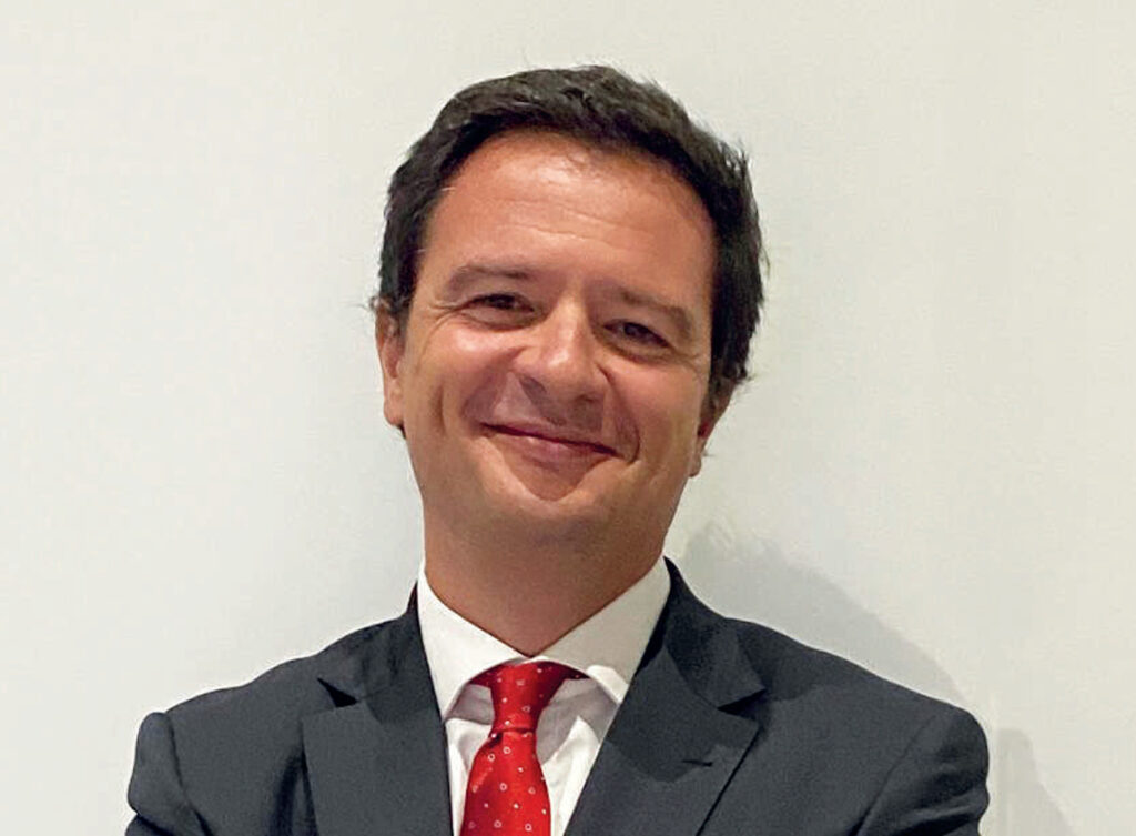 Carlos Medina: “Canarias ofrece un campo de oportunidades para la ingeniería industrial”
