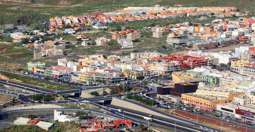 Vivienda formaliza el contrato para la redacción del proyecto de ejecución de 12 inmuebles protegidos en Granadilla de Abona