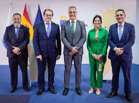 El Gobierno activa un plan de formación para autónomos, emprendedores y pymes sobre los incentivos del REF