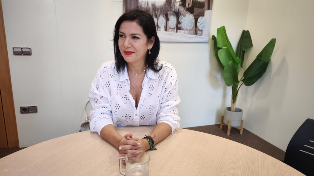 Evelyn Alonso: “Nuestra estrategia se centra en el fortalecimiento del transporte público”