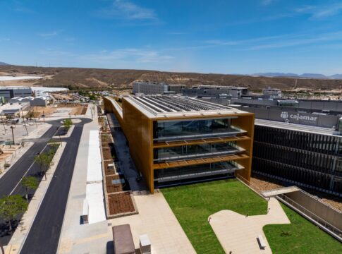 Grupo Cajamar gana 91 millones en el primer trimestre del año