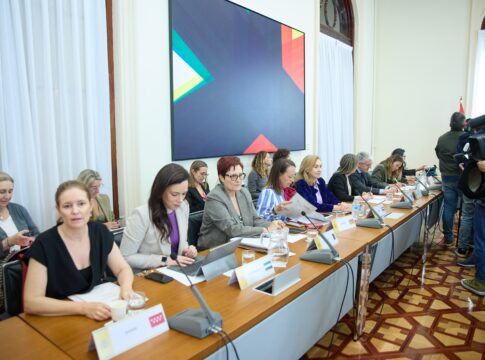 Canarias, decepcionada ante una Sectorial de Infancia que no resuelve el problema de los menores migrantes
