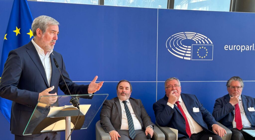 Canarias y otras RUP plantean en Bruselas duplicar la ficha del POSEI para compensar el alza de costes