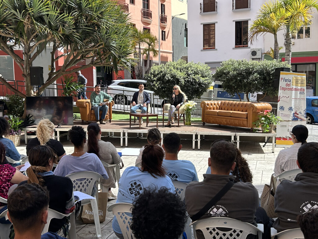 La Cámara impulsa la creación de nuevos negocios en la I Feria de Emprendimiento de Santa Cruz de La Palma