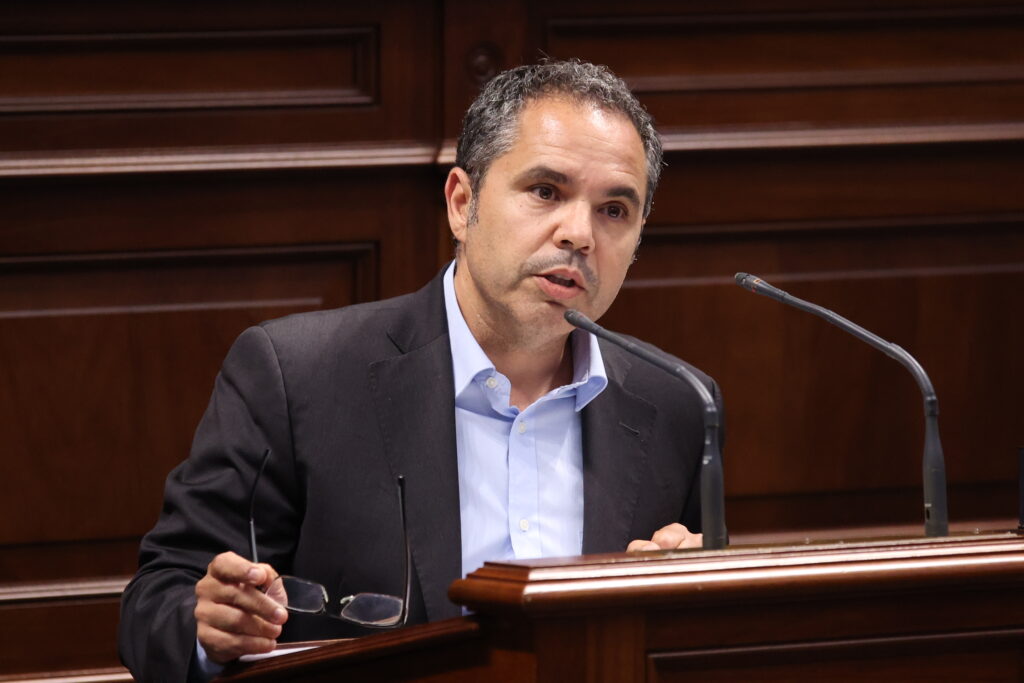 El PSOE reclama “de forma urgente” el estudio ergonómico de las camareras de piso que la consejera de Turismo “oculta interesadamente”