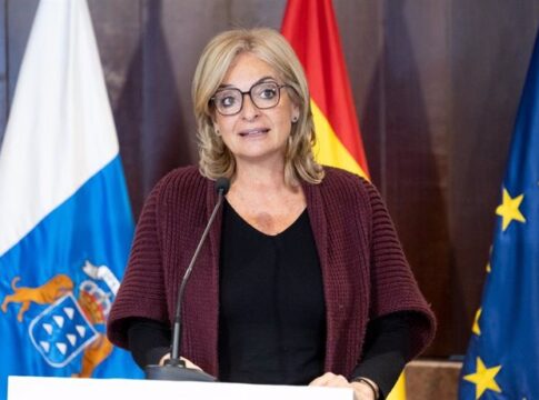 Monzón reitera al Ministerio su petición de inversión de más de 31 millones de euros para dar cobertura a la presión migratoria en Canarias