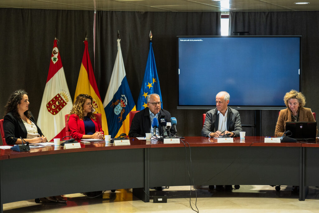La economía de La Gomera crece en 2024, con avances en el número de empresas y en el empleo