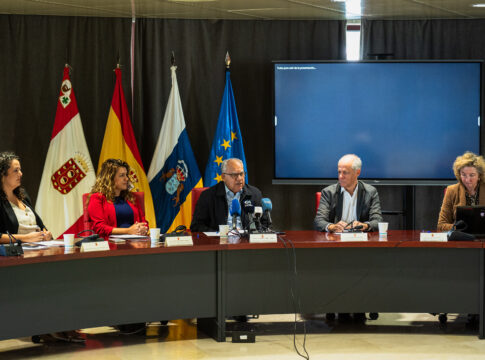 La economía de La Gomera crece en 2024, con avances en el número de empresas y en el empleo
