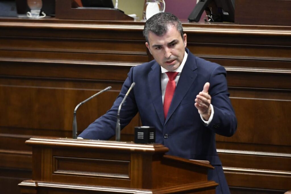 Manuel Domínguez rechaza las explicaciones “insuficientes” de Pedro Sánchez y le exige que “dimita y convoque elecciones”