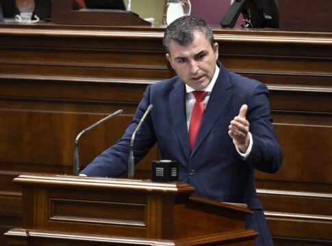 Manuel Domínguez rechaza las explicaciones “insuficientes” de Pedro Sánchez y le exige que “dimita y convoque elecciones”